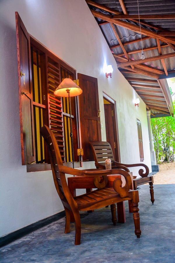 Shehani Beach Bungalow Hotel Tangalle Eksteriør billede